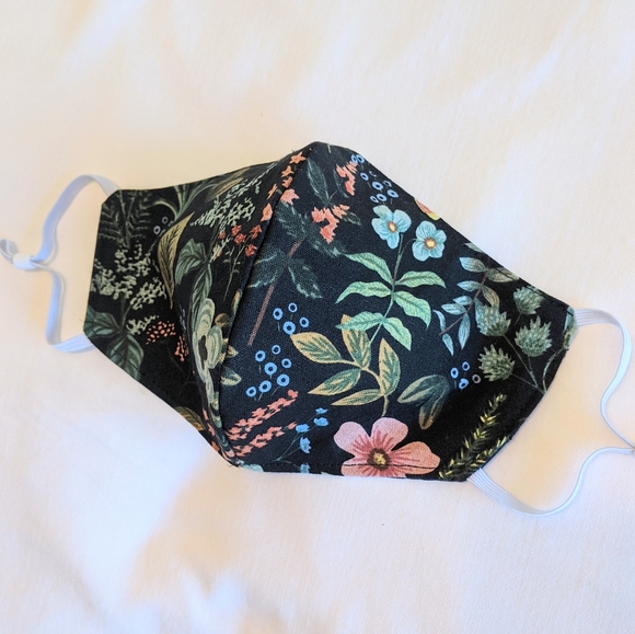 🚫SOLD🚫*NEW* Rifle Paper Co handmade face mask - Picture 3 of 7